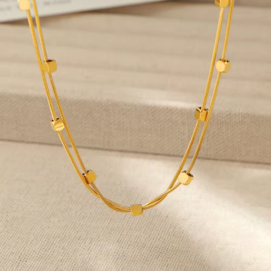 Double layer chain with cube beads